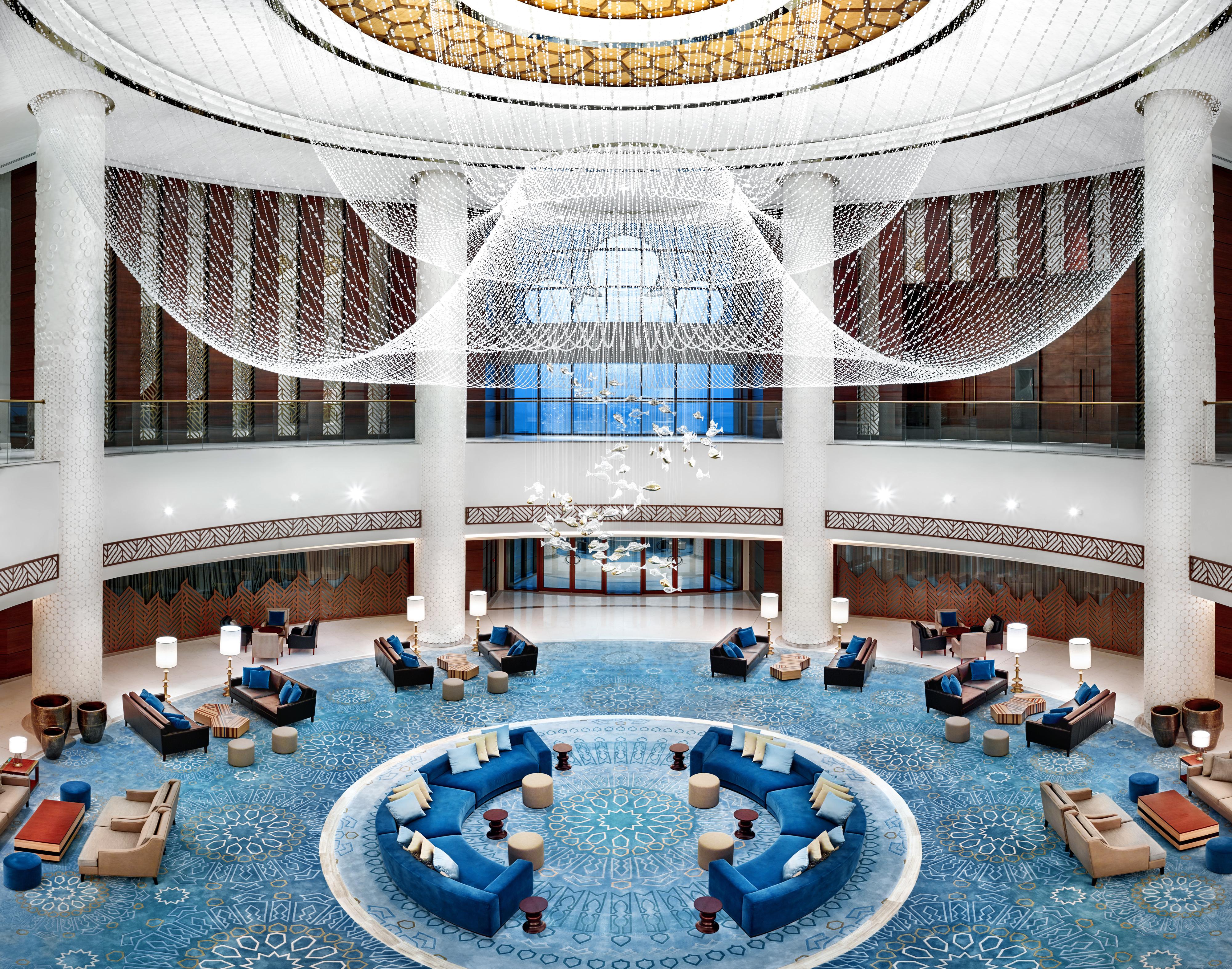 ホテル フェアモント アジュマーン エクステリア 写真 The lobby of the hotel