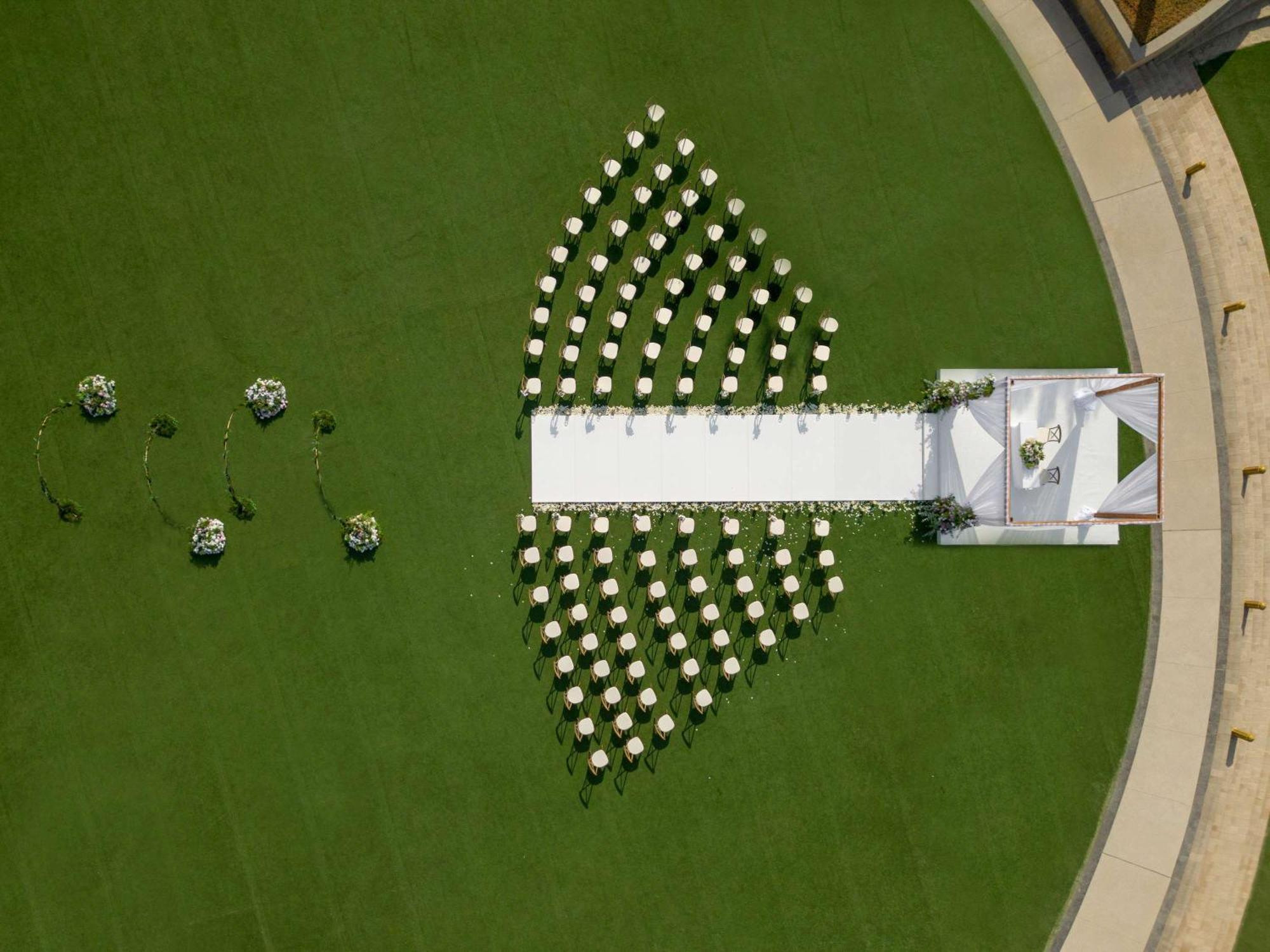 ホテル フェアモント アジュマーン エクステリア 写真 Aerial view of the memorial